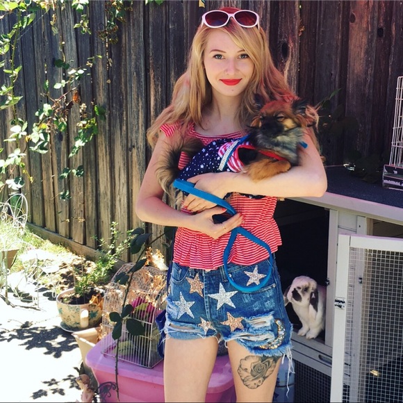 Meet your Posher - Picture 3 of 7